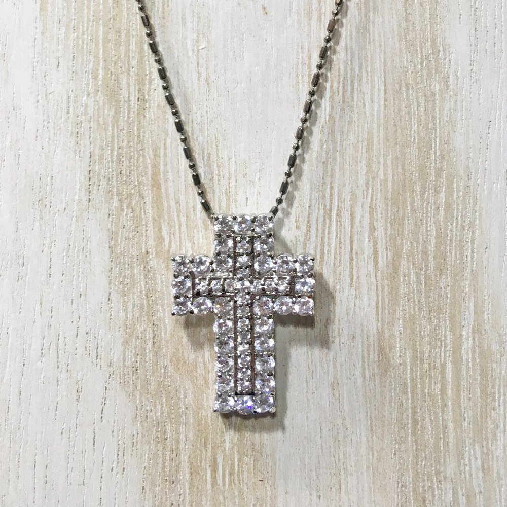 BIG, BOLD & BEAUTIFUL SPARKLING CZ & STERLING SILVER CROSS PENDANT 1.25" X 1"